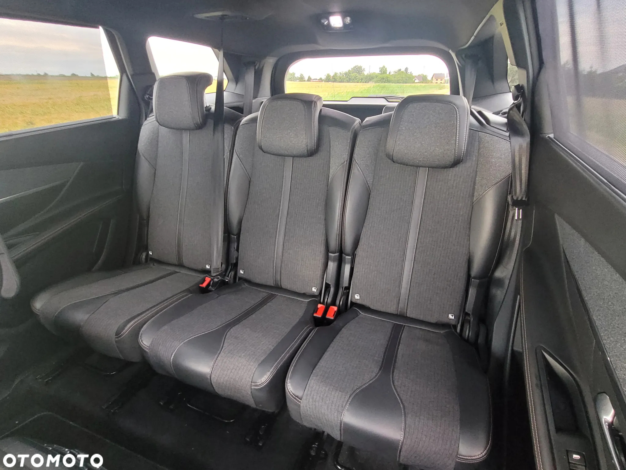 Peugeot 5008 - 8