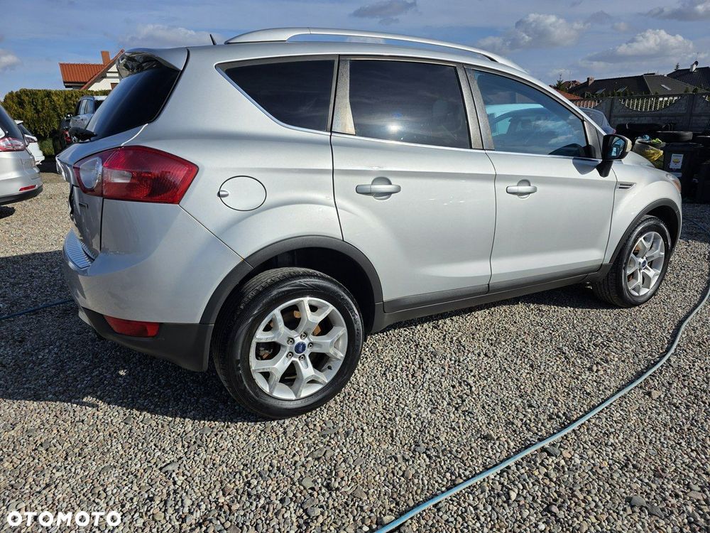Ford Kuga 2.0 TDCi Titanium - 9