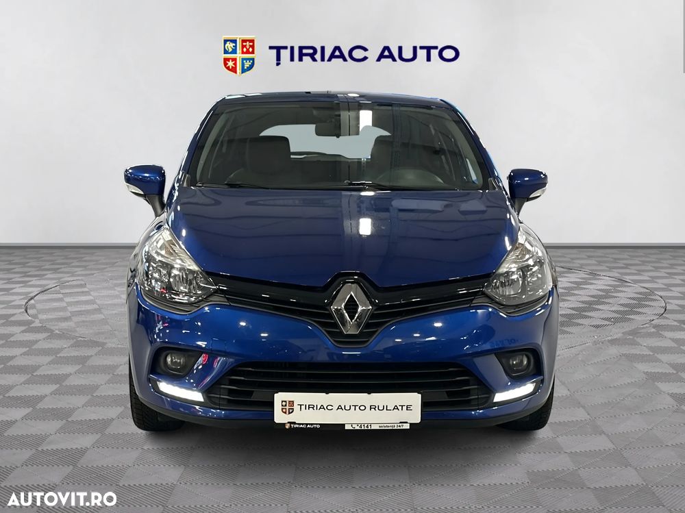Renault Clio - 8