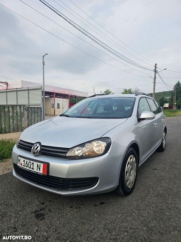 Volkswagen Golf 1.6 TDI DPF BlueMotion Technology Highline - 1