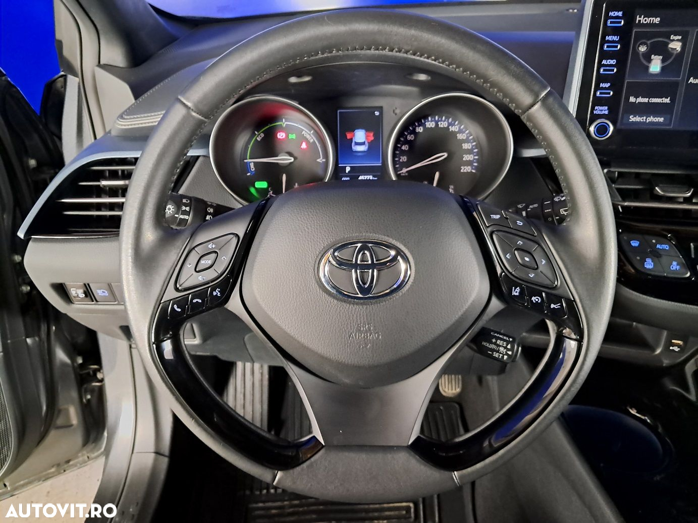 Toyota C-HR - 11