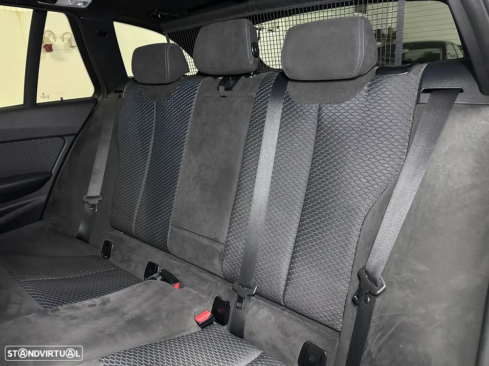 BMW 330 d Aut. M Sport - 22