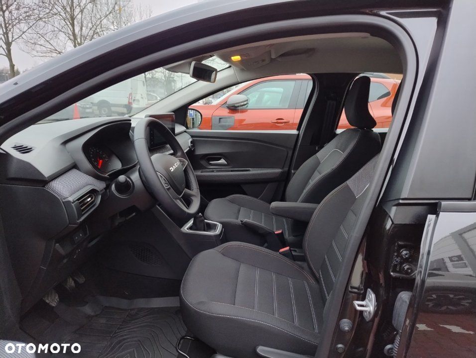 Dacia Sandero - 10