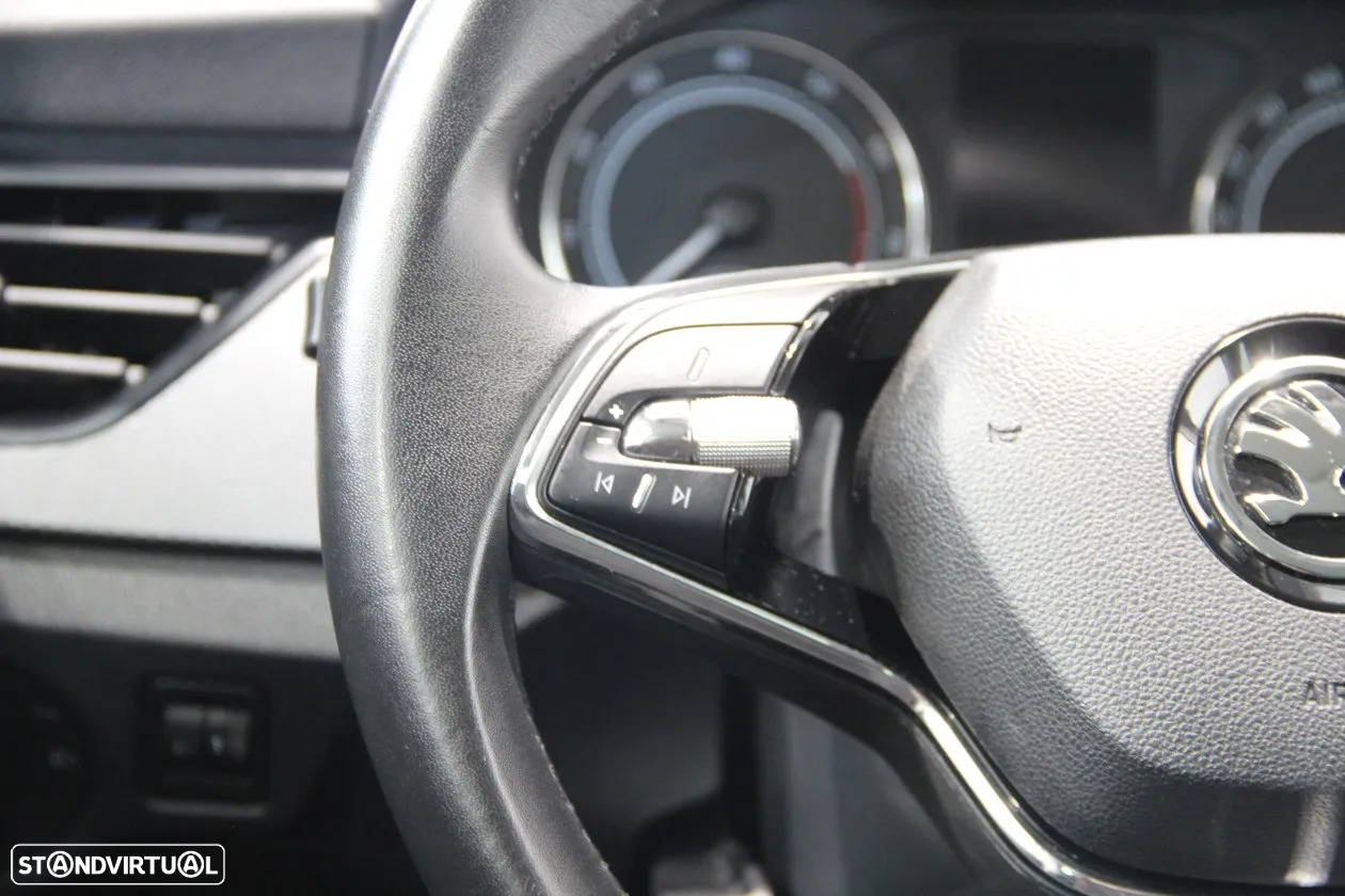 Skoda Kamiq 1.0 TSI Ambition - 11