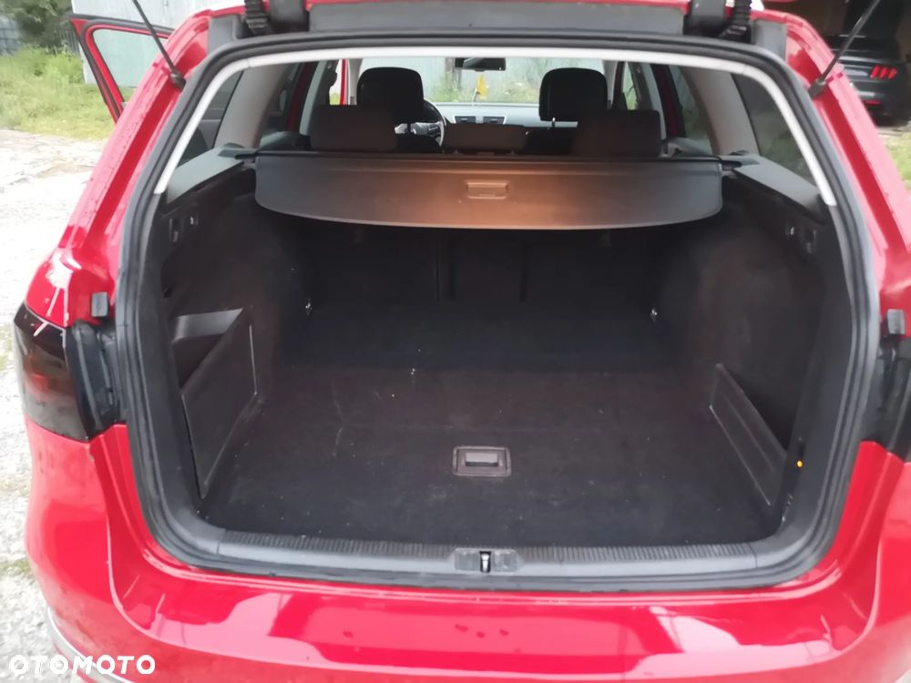 Volkswagen Passat 2.0 TDI 4Motion BlueMotion Technol Comfortline - 17