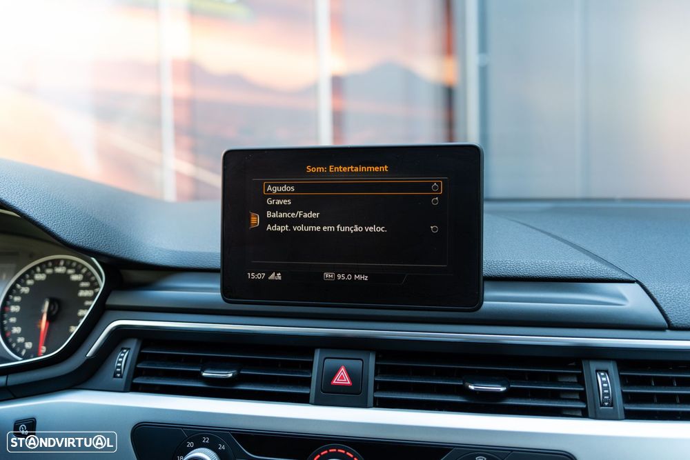 Audi A4 Avant 2.0 TDI S tronic sport - 11