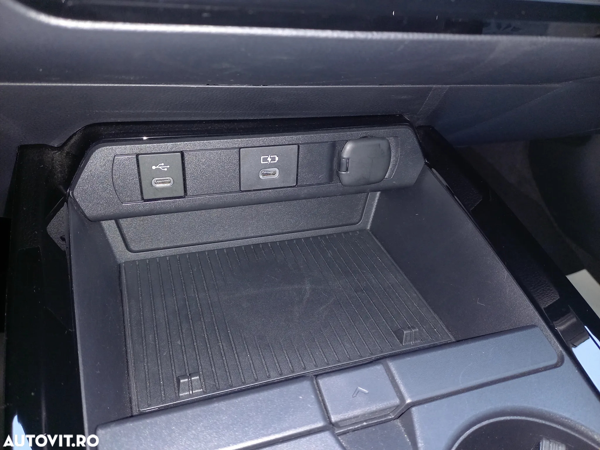 Toyota Prius - 28