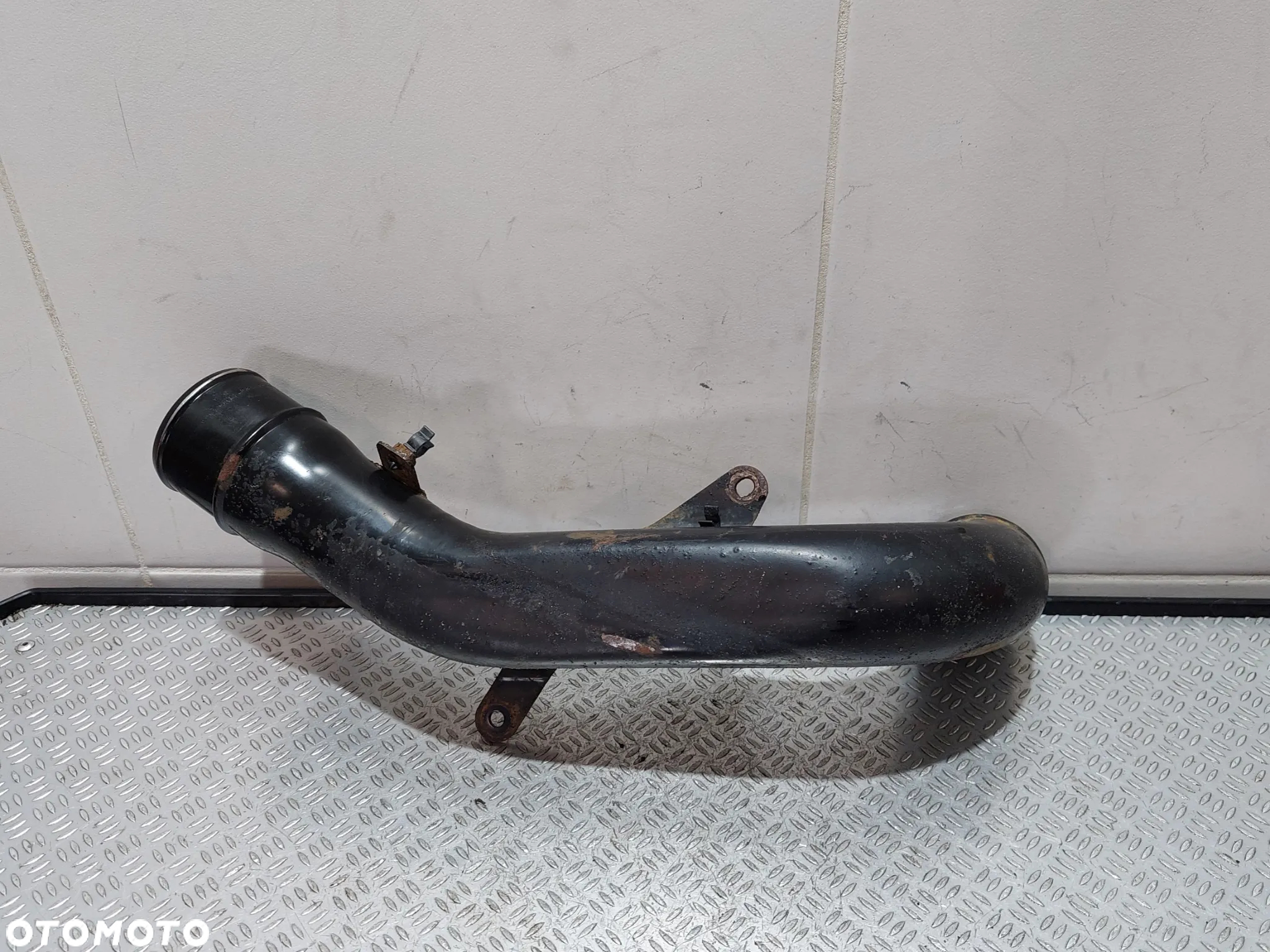 PRZEWÓD RURA POWIETRZA TOYOTA DYNA R2008 3,0 DISEL - 3