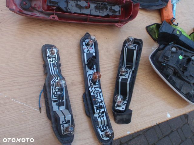 wkład lampa oprawka żarówki kostka 500 lampy fiat panda seicento grande punto evo prawa strona 500 inne lewe prawe - 1