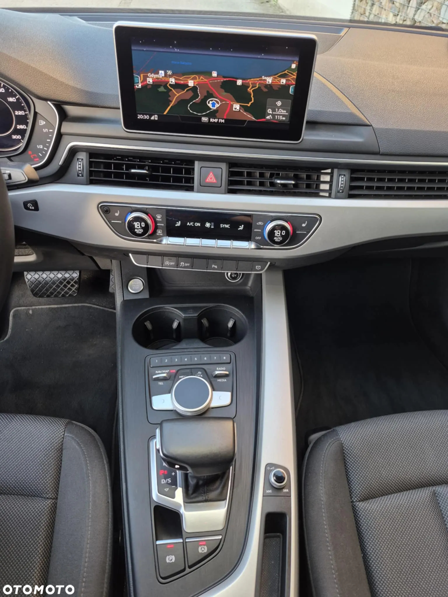 Audi A4 35 TFSI S tronic - 9
