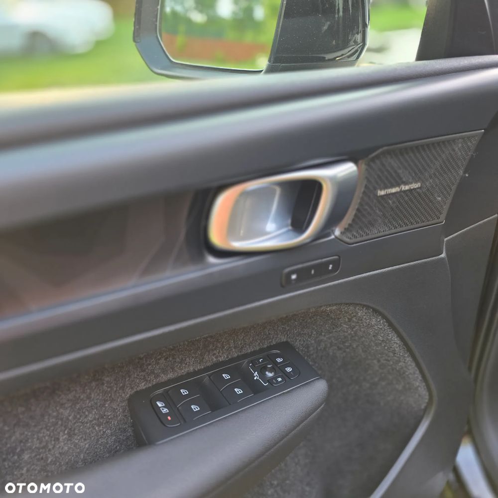 Volvo C40 Recharge 82 kWh Twin Motor Plus - 15