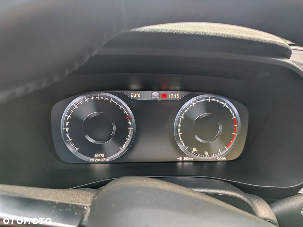 Volvo XC 40 T3 Momentum Pro - 7