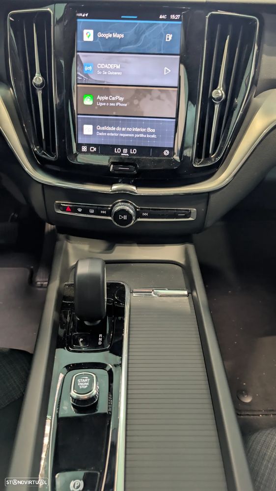 Volvo XC 60 2.0 T6 PHEV Core AWD - 18
