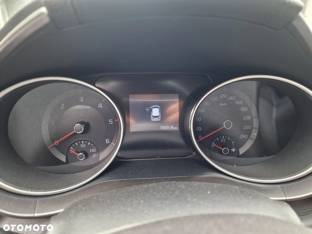 Kia Ceed - 13