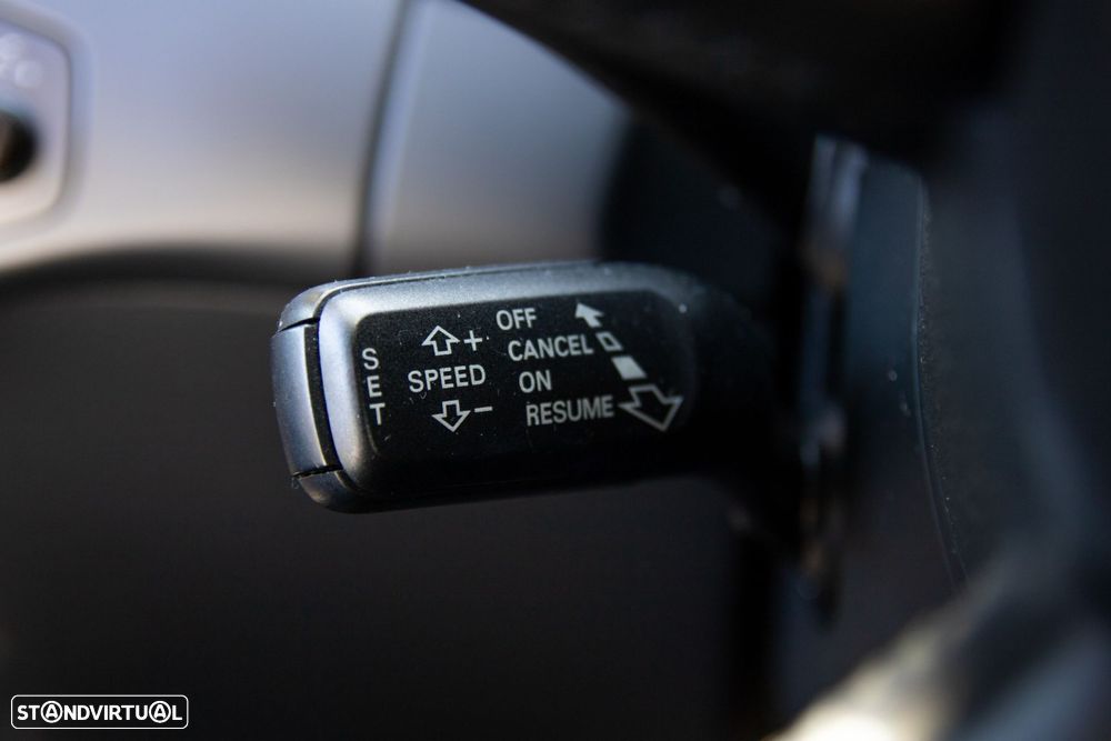 Audi A4 Avant 2.0 TDI Advance - 28