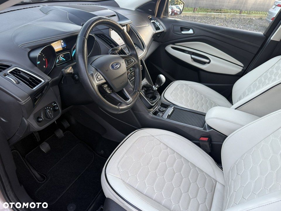 Ford Kuga Vignale 2.0 TDCi AWD - 18