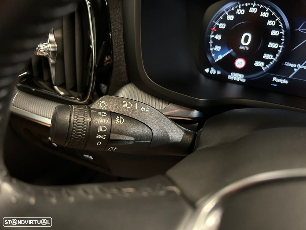 Volvo V60 2.0 D3 Inscription - 37