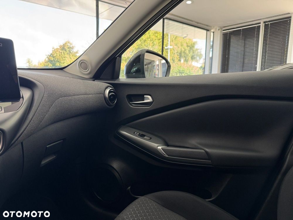 Nissan Juke 1.0 DIG-T Acenta DCT - 25