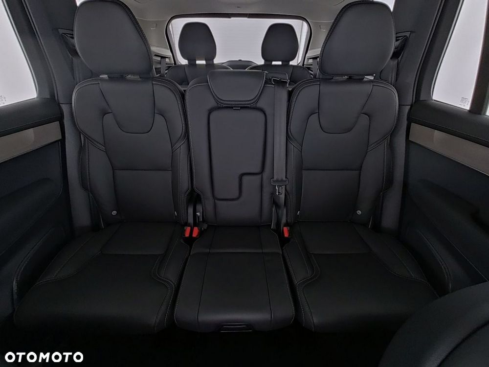 Volvo XC 90 T8 AWD Plug-In Hybrid Plus Bright 7os - 13