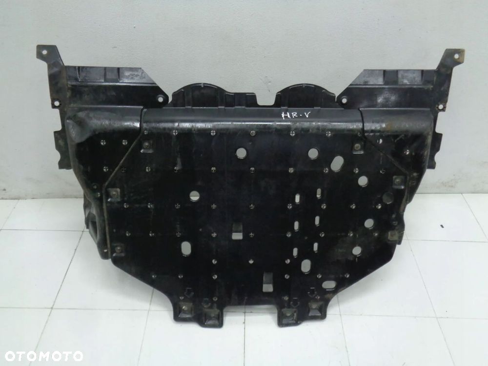honda hr-v 13-18r dolna osłona silnika płyta podwozia 74111-t8k - 2