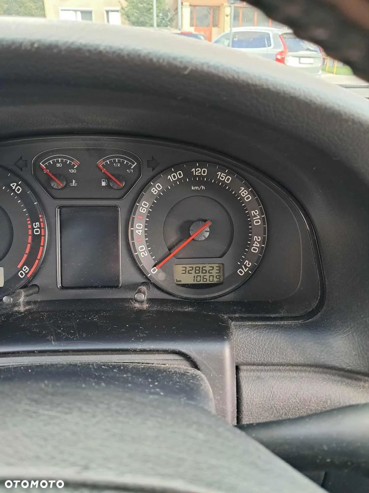 Skoda Superb 1.9 TDI Comfort - 3