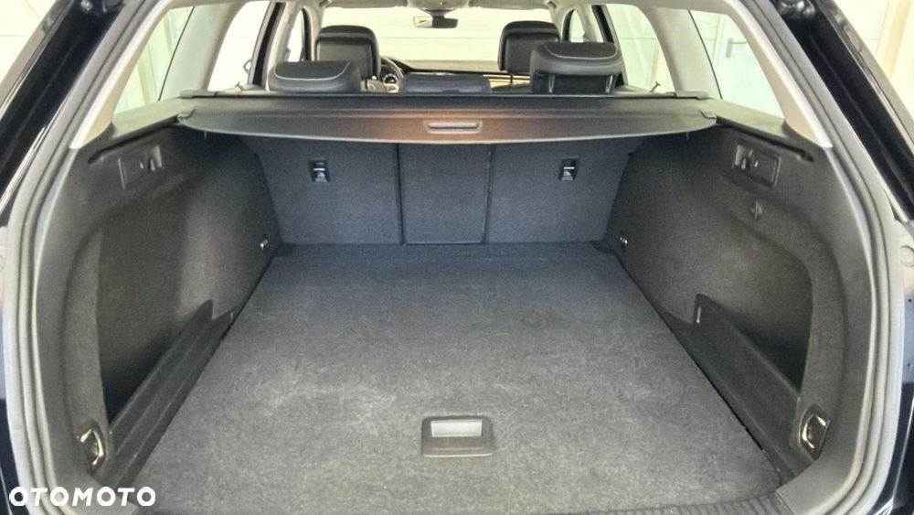 Volkswagen Passat 2.0 TDI EVO Elegance DSG - 18