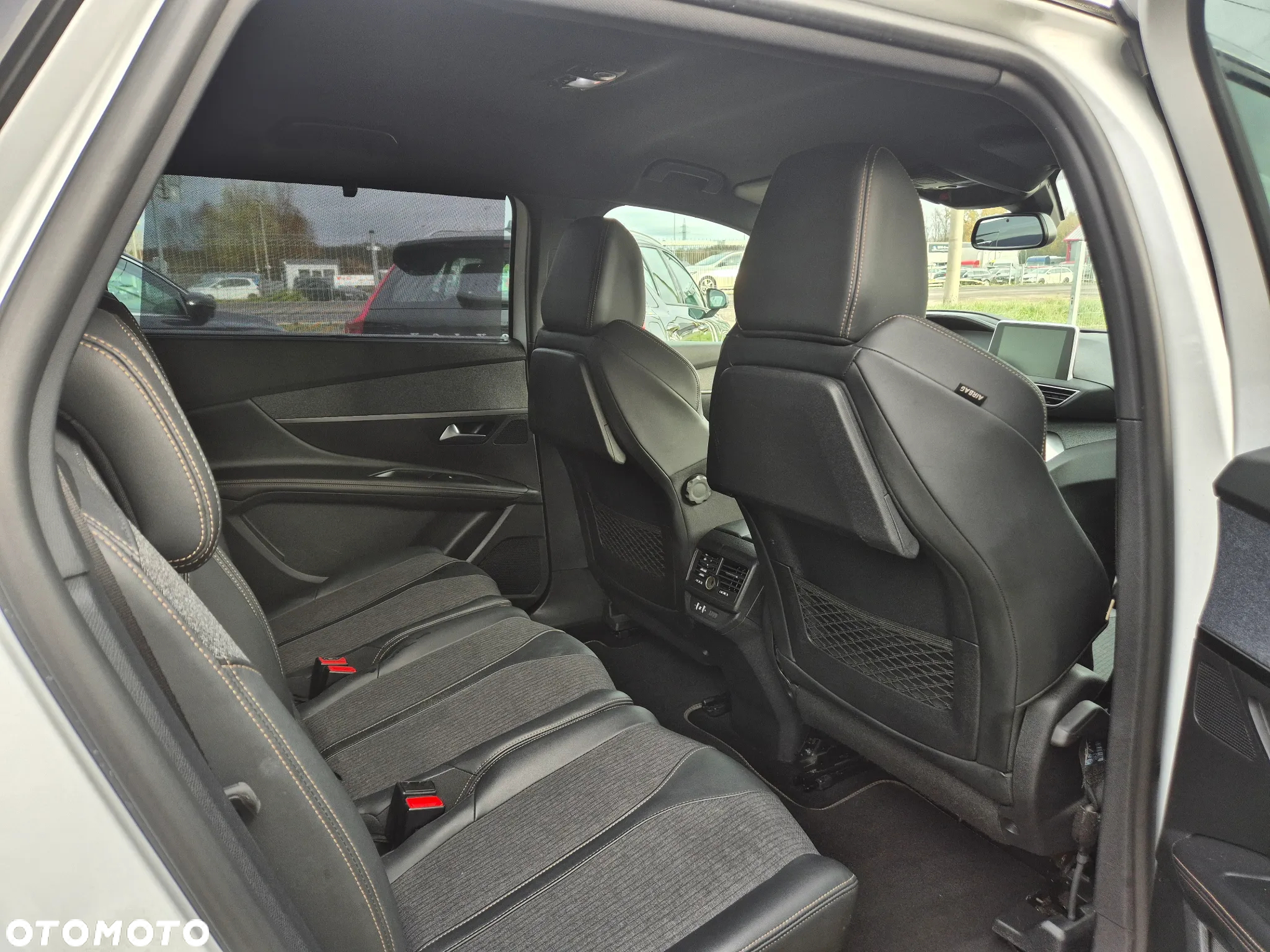 Peugeot 5008 1.5 BlueHDi GT S&S - 28