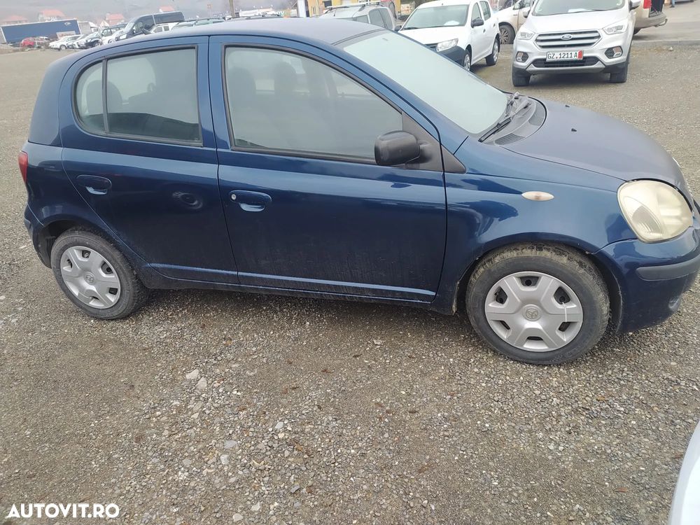 Toyota Yaris 1.3 Luna - 1