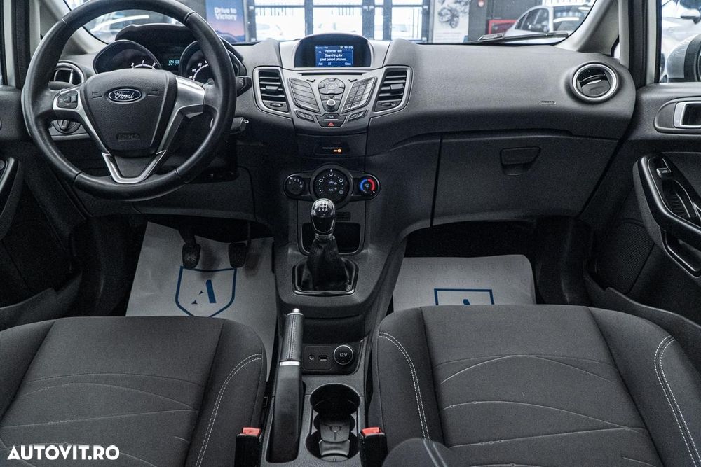 Ford Fiesta 1.0 Trend - 33