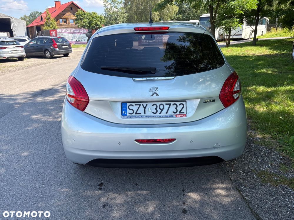 Peugeot 208 1.2 VTi Allure - 4