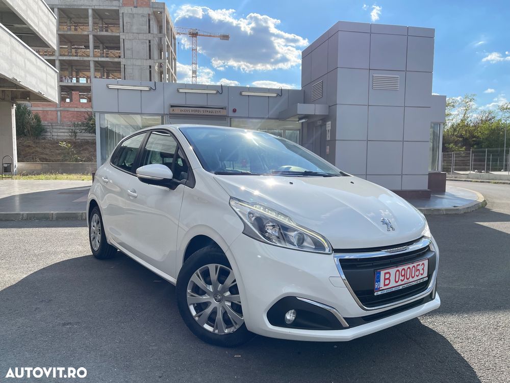 Peugeot 208 1.2 L PureTech Style - 5