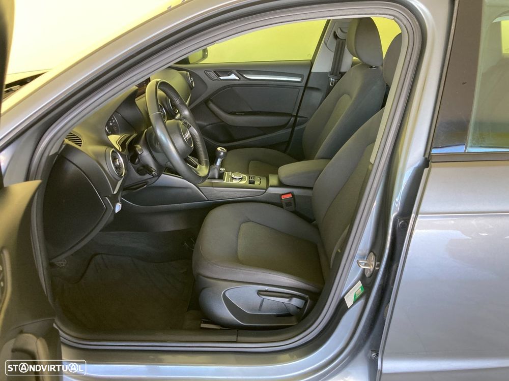 Audi A3 Sportback 1.6 TDI - 8