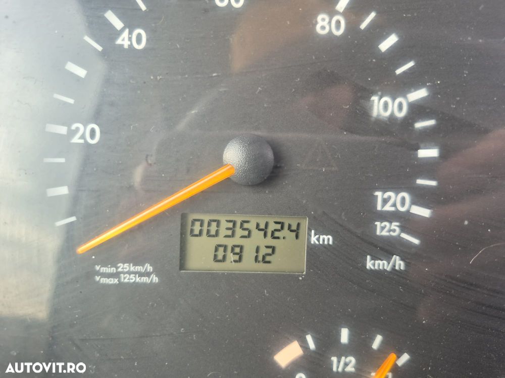 Mercedes-Benz INTOURO - 9