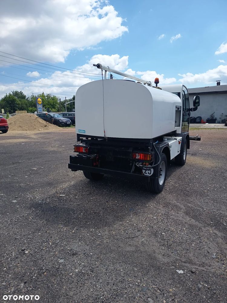 Ausa W350H - 8