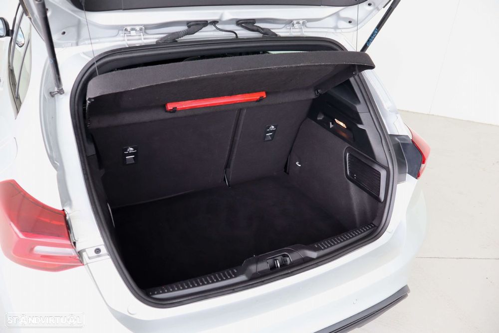 Ford Focus 1.0 EcoBoost MHEV ST-Line - 10