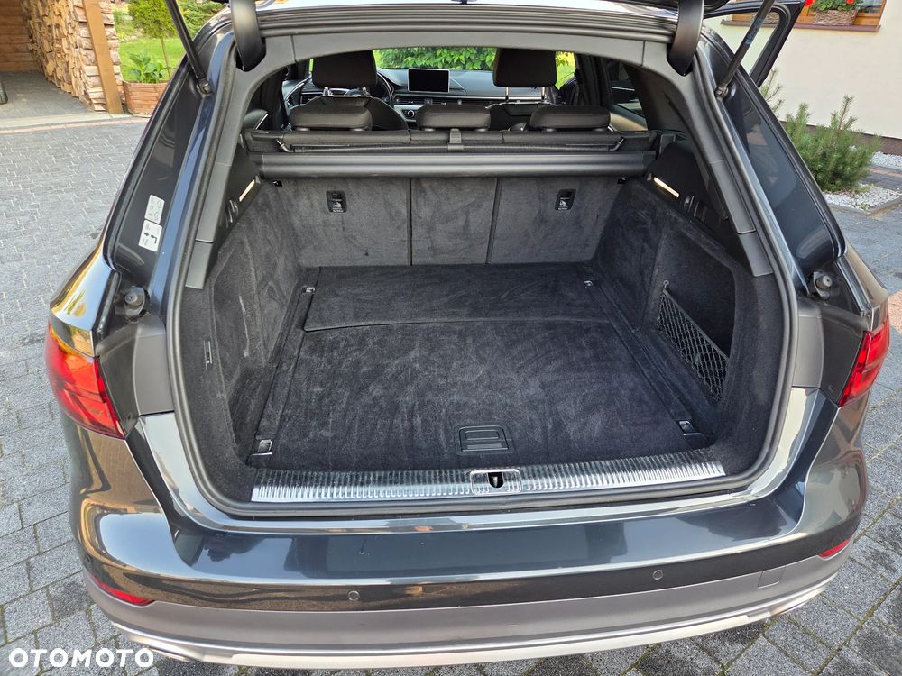 Audi A4 Allroad - 16
