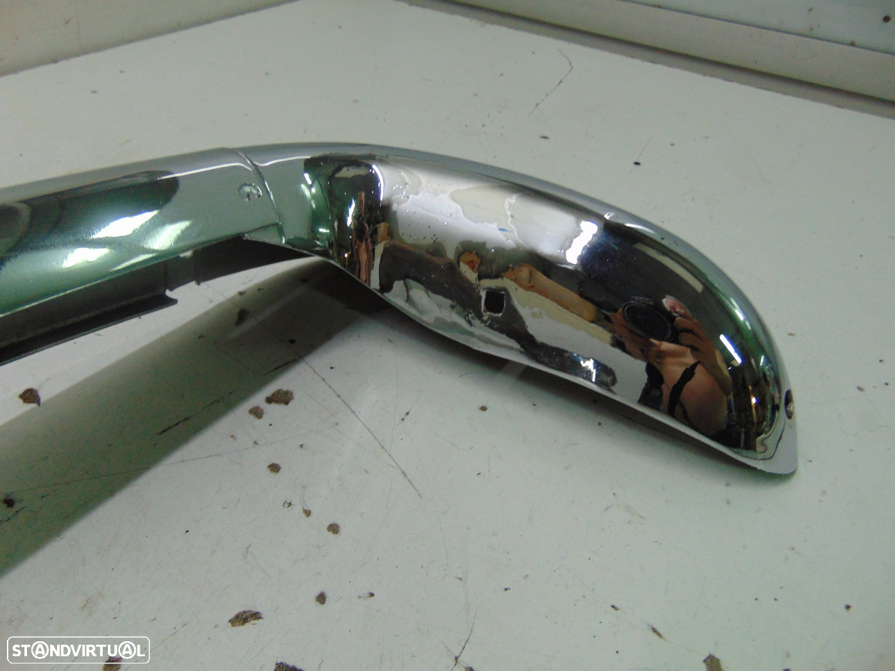 Renault Dauphine centro para-choques - 6