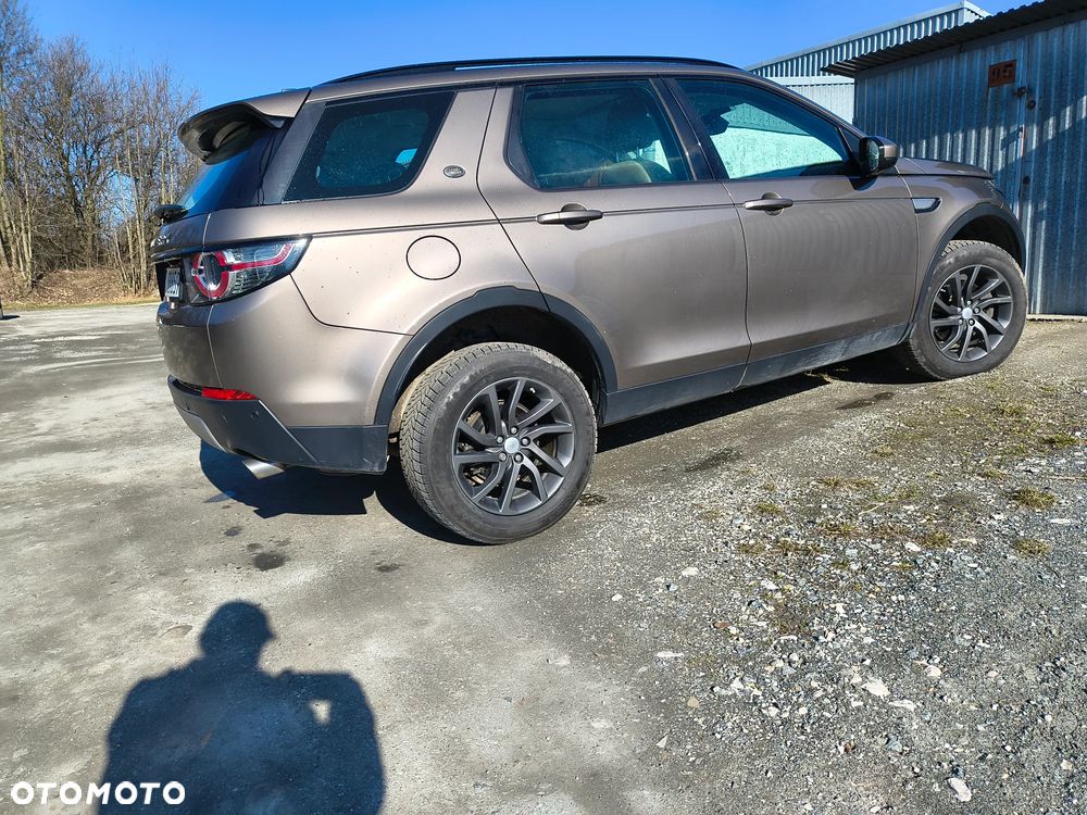 Land Rover Discovery Sport D150 R-Dynamic HSE - 18