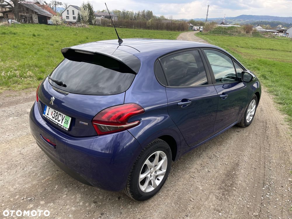 Peugeot 208 82 PureTech Style - 5
