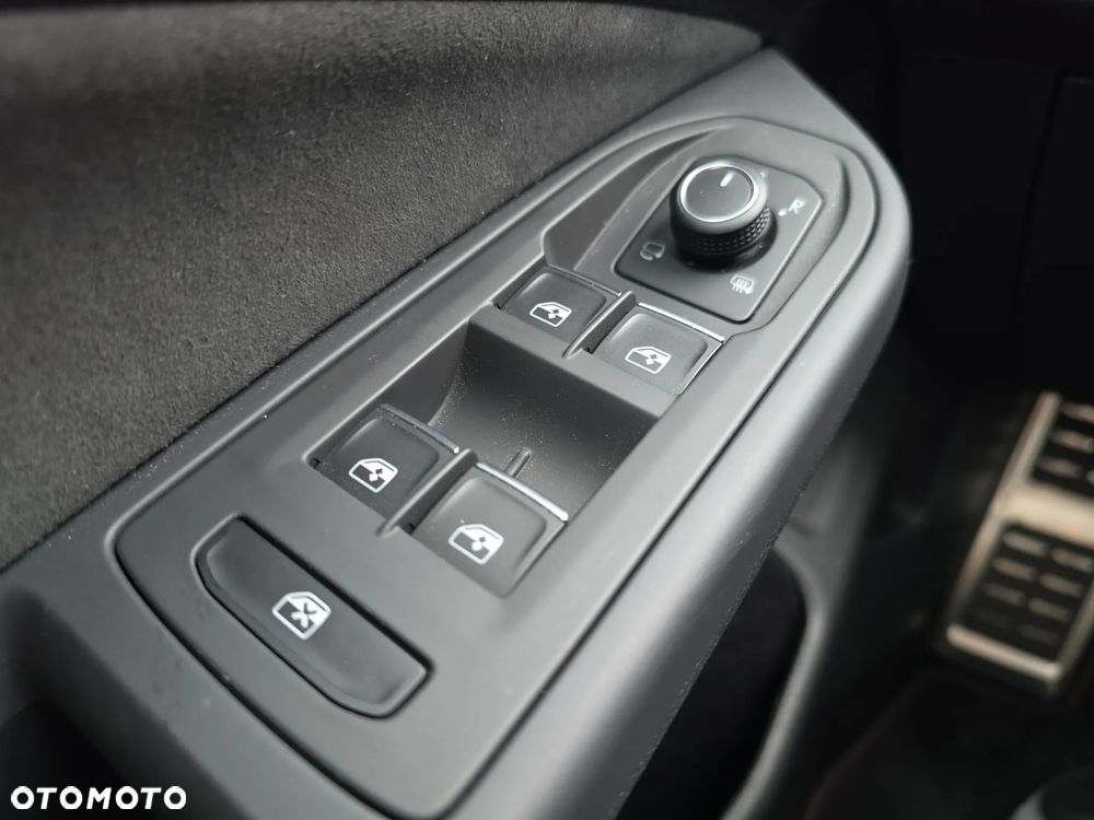 Volkswagen Golf 2.0 TSI GTI DSG - 30