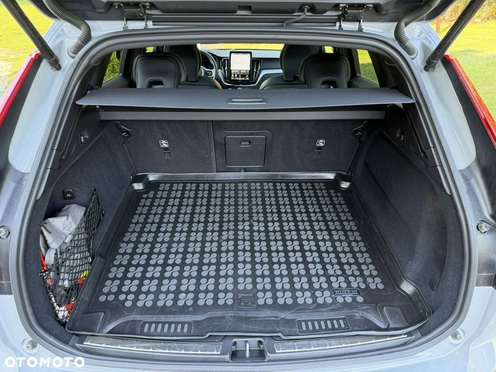 Volvo XC 60 - 22