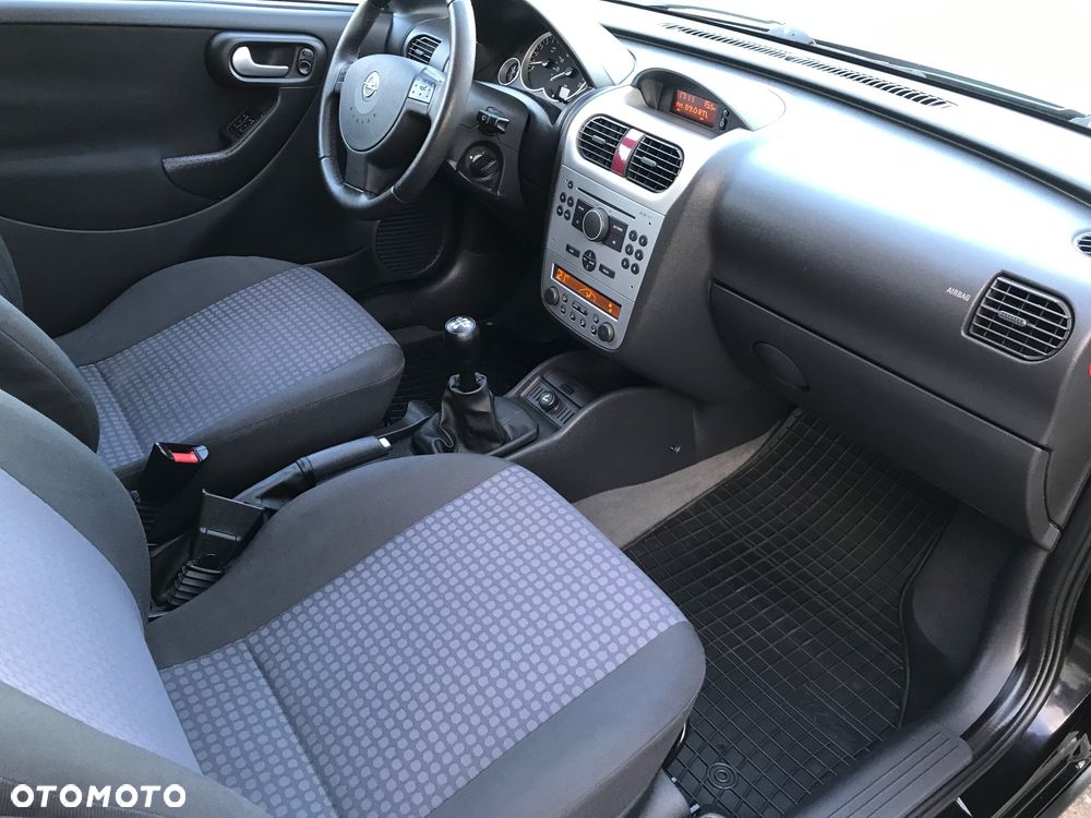 Opel Corsa 1.2 16V Limited Edition - 10