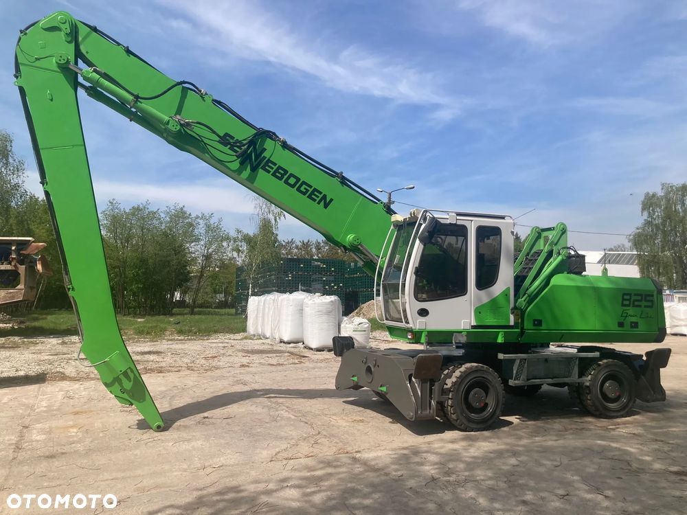 Sennebogen 825 M - 2