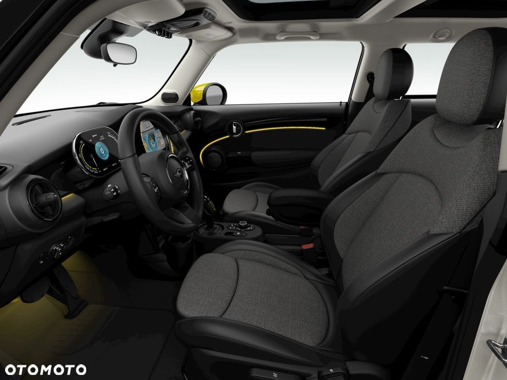 MINI Cooper SE Classic Trim - 6