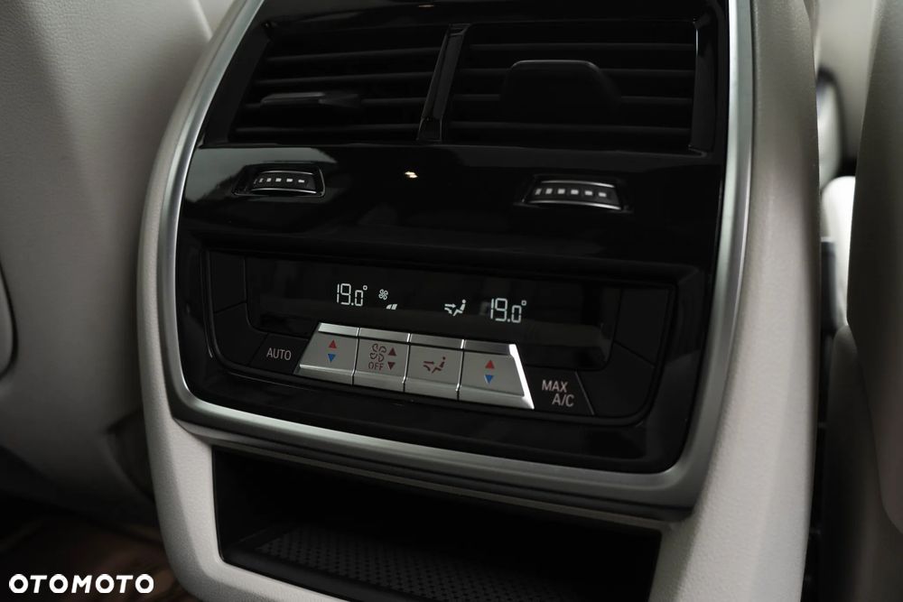 BMW X5 xDrive30d mHEV - 22
