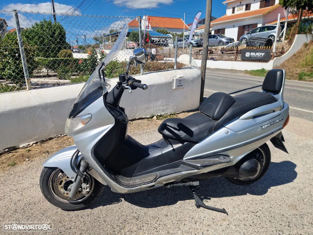 Suzuki Burgman 400  Possível Financiamento - 2