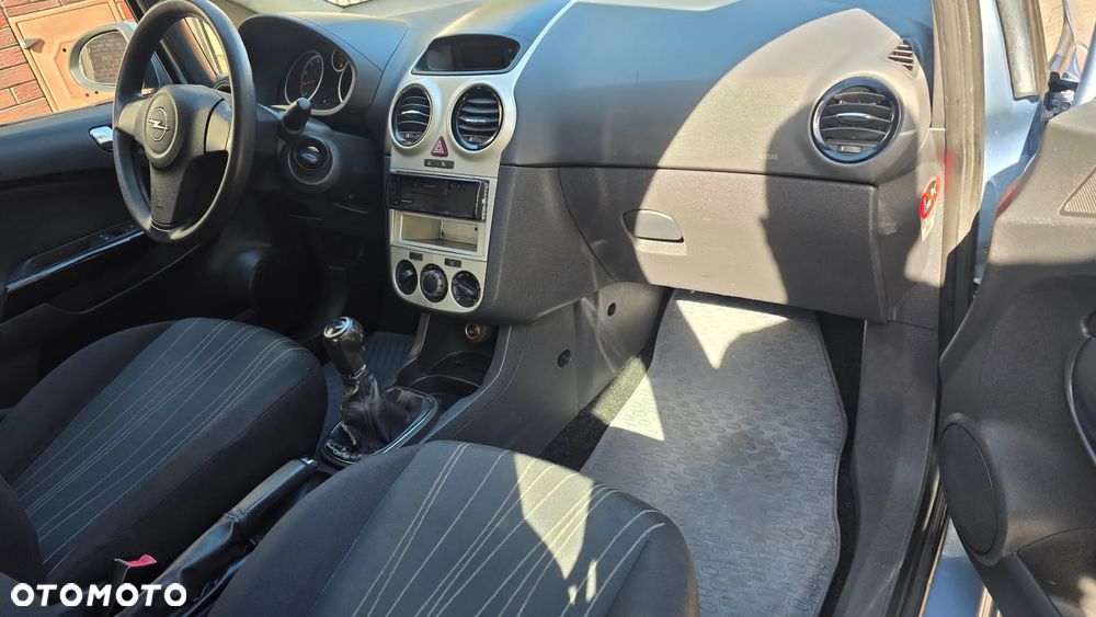 Opel Corsa - 23