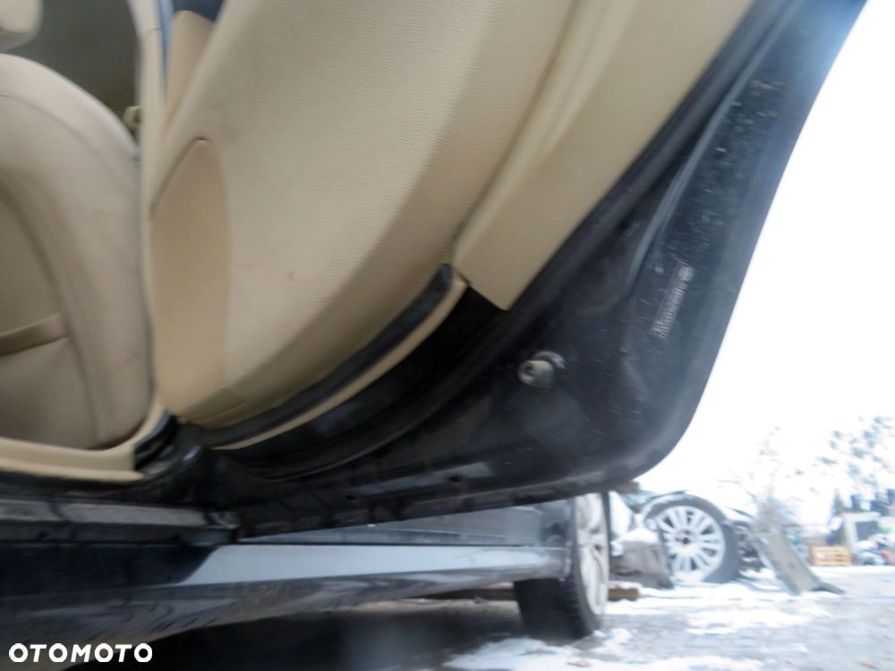 DRZWI TYLNE PRAWE IS II E2 212  CZARNY LEXUS 2005-2010 - 7