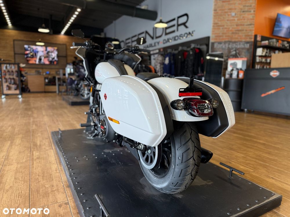Harley-Davidson Softail Low Rider - 6