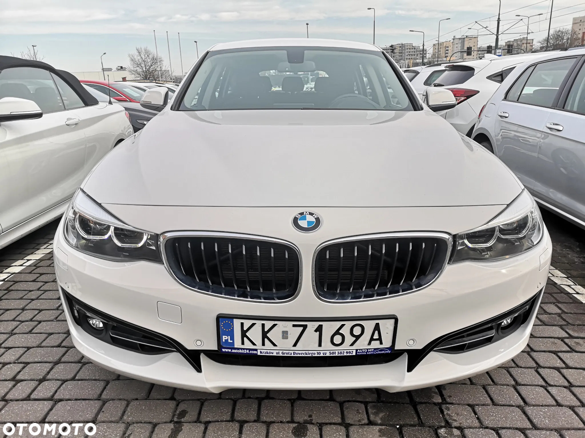 BMW 3GT 320i Sport Line - 3